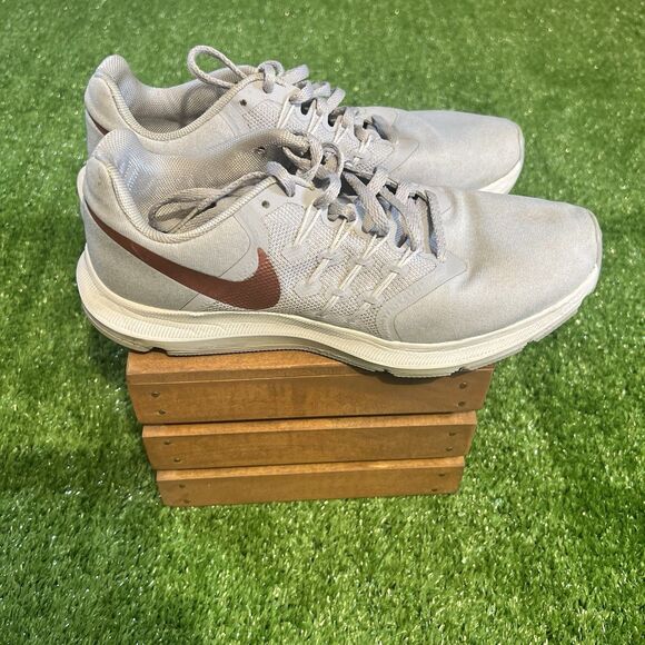 Nike Run Swift Women's Wolf Grey Running Shoes Sneakers BV1160-001 Size 8.5 - Picture 1 of 7